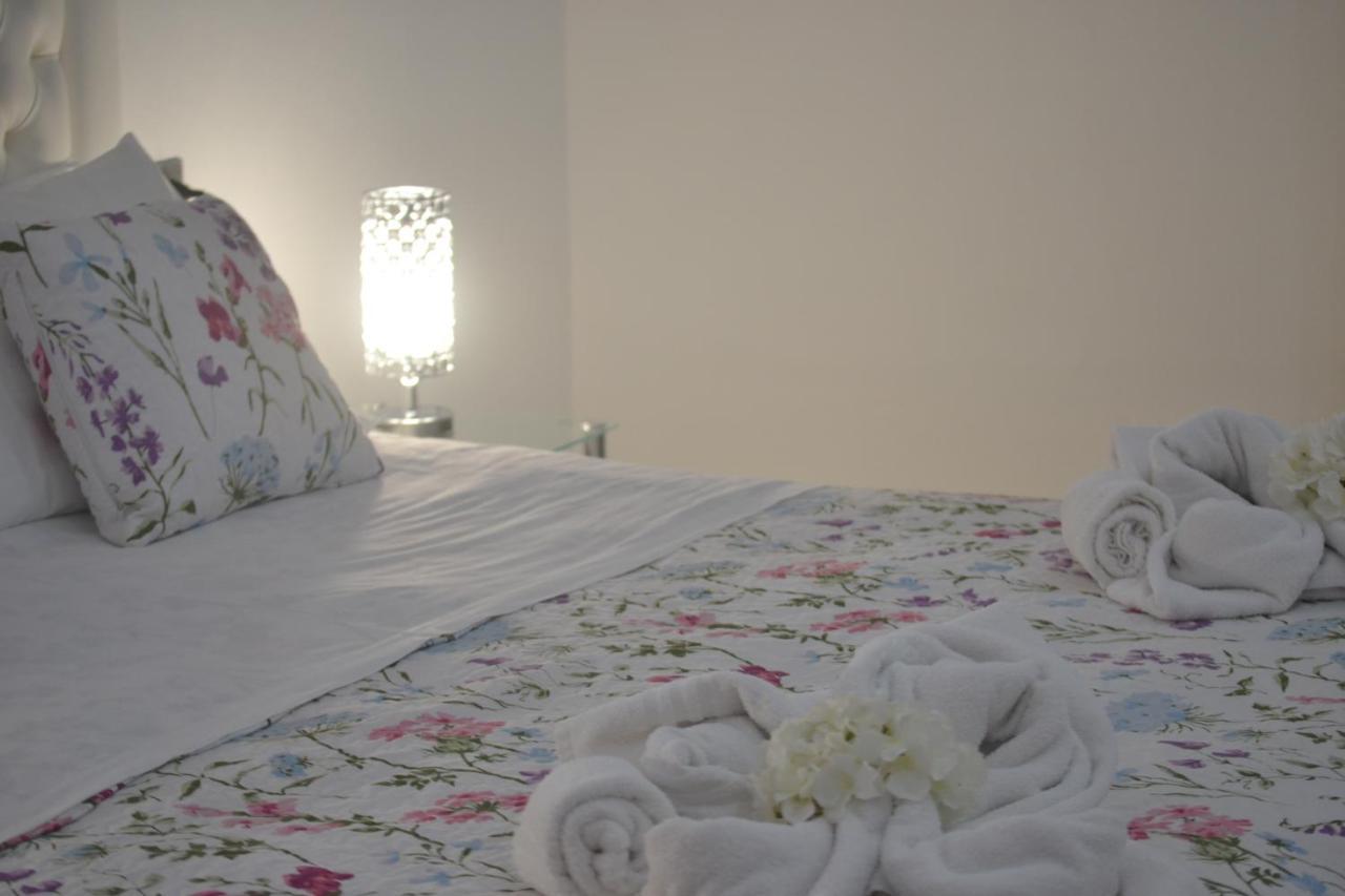 Bb La Bella Addormentata E Il Principe Calaf Bed & Breakfast Lucca Exterior photo