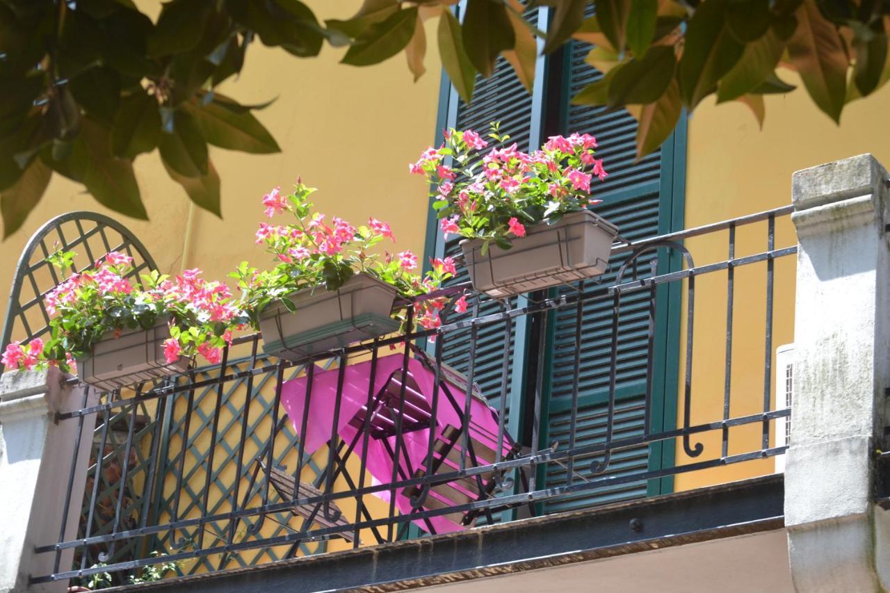 Bb La Bella Addormentata E Il Principe Calaf Bed & Breakfast Lucca Exterior photo