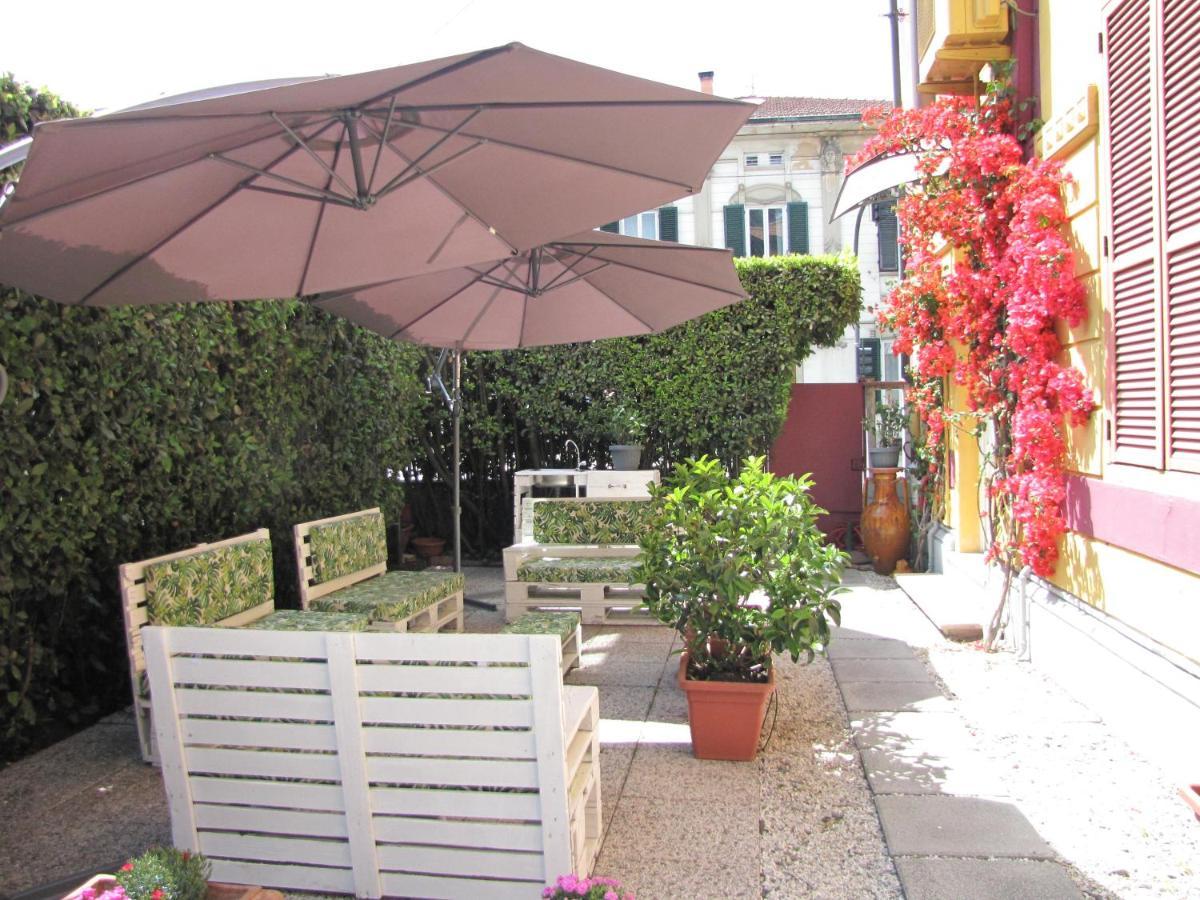 Bb La Bella Addormentata E Il Principe Calaf Bed & Breakfast Lucca Exterior photo